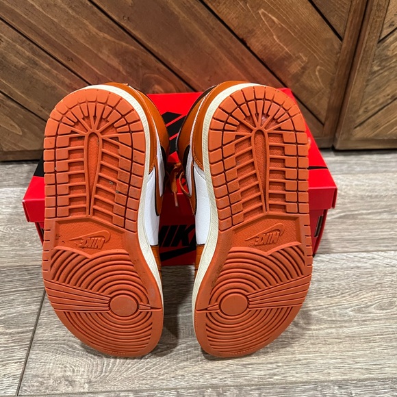 Jordan 1 Starfish - Picture 8 of 10